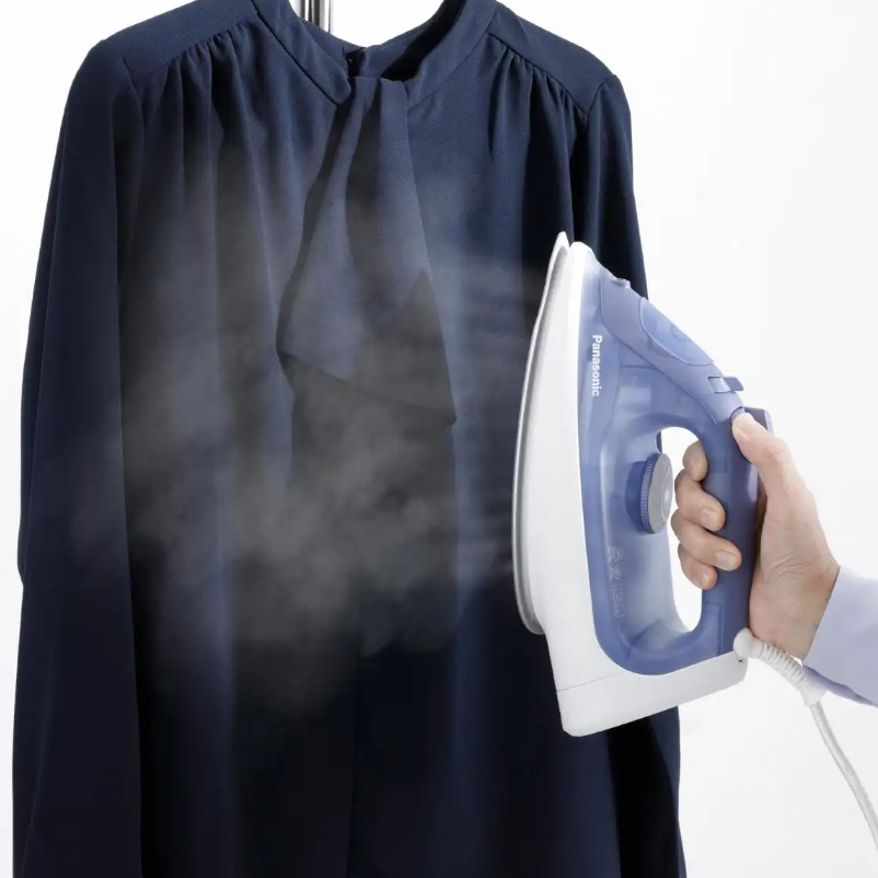 PANASONIC STEAM IRON WITH POWERFUL STEAM FOR QUICK & EASY IRONING NI-S530ASK